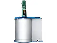 Urea melting tank